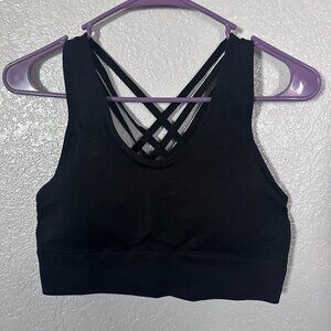 Bundle of 2 Seamless Sports Bras – Size Large